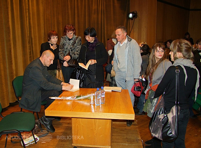 DSCF7998.jpg